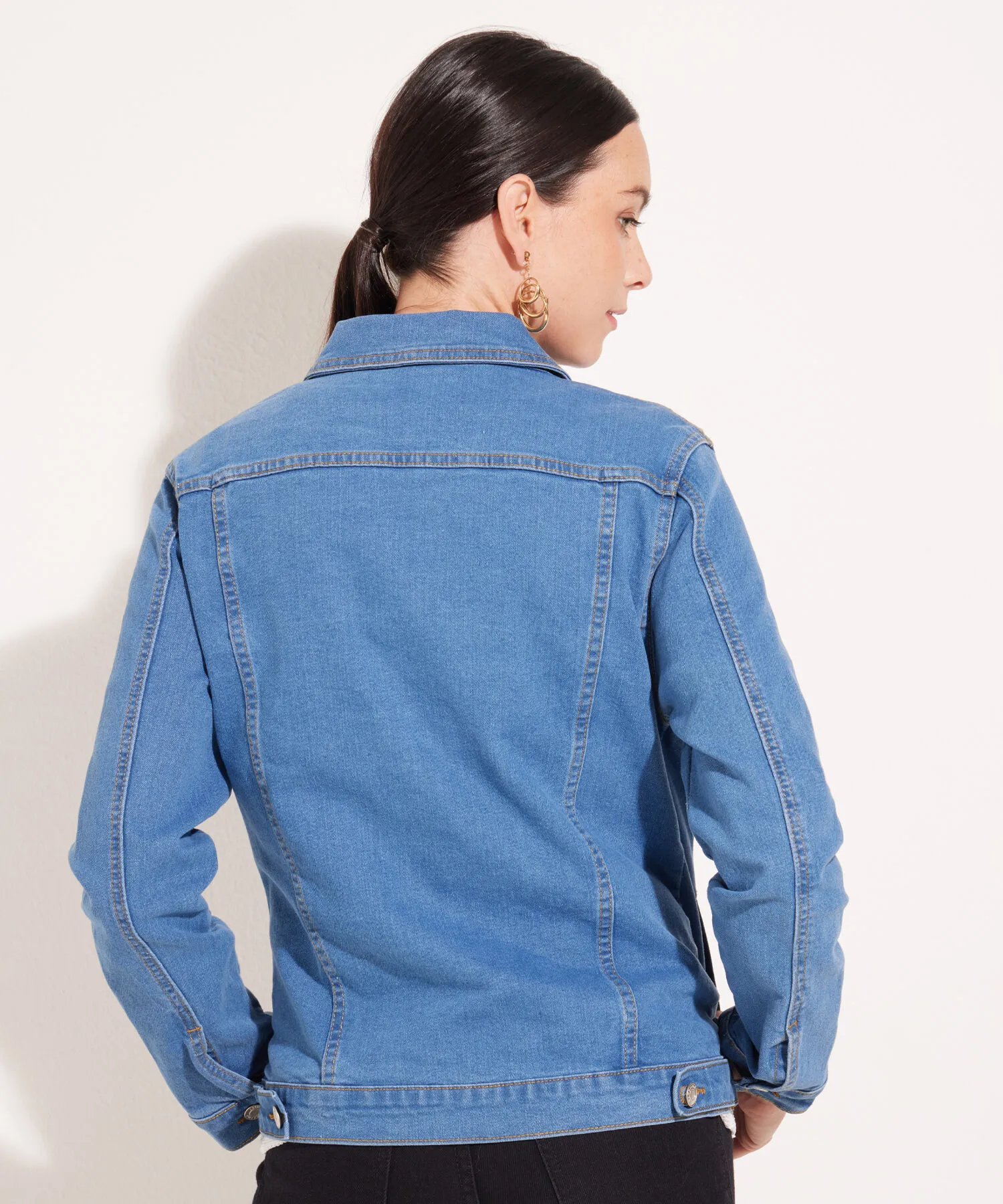 Chaqueta Trucker Tono Azul Medio Claro-